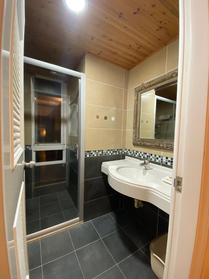 Mamalulu Hostel Kenting Eksteriør bilde